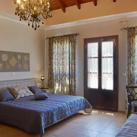 ホテル Iapetos Village 4*