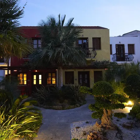 ホテル Iapetos Village シミ