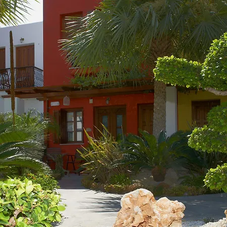 ホテル Iapetos Village 4*