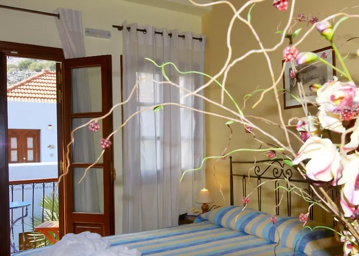 Iapetos Village Hotel Symi