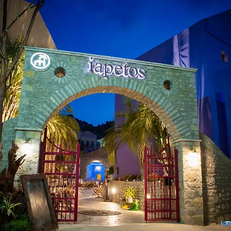 Iapetos Village Hotel Sými
