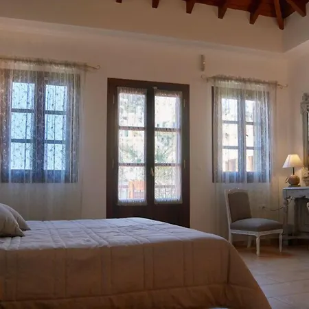 Hotel Iapetos Village