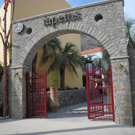Hotel Iapetos Village