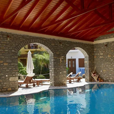 Iapetos Village 4*