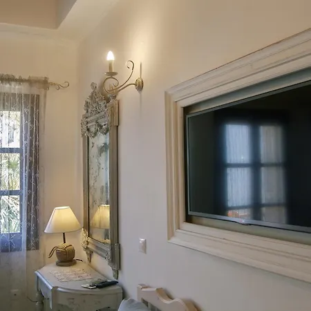 Iapetos Village Sými