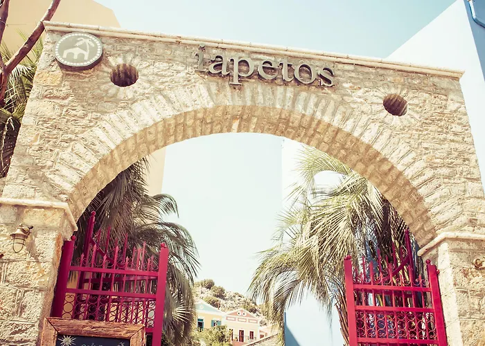 Hotel Iapetos Village