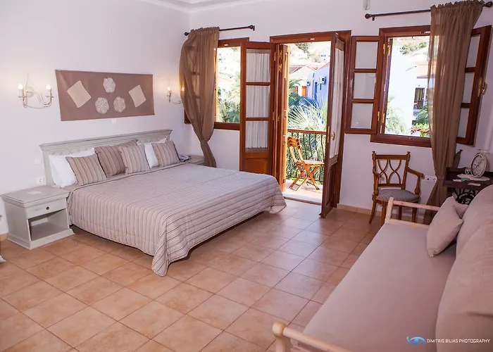 Iapetos Village Hotel Sými